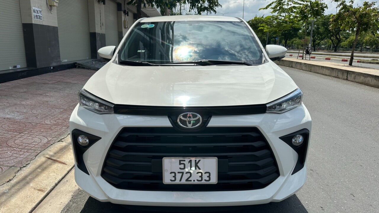 TOYOTA AVANZA